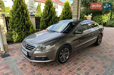 Купе Volkswagen CC / Passat CC 2009 в 