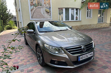 Купе Volkswagen CC / Passat CC 2009 в 