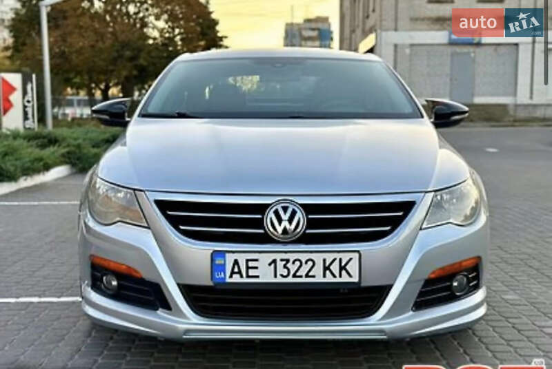 Купе Volkswagen CC / Passat CC 2010 в Сумах