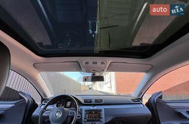 Купе Volkswagen CC / Passat CC 2012 в 