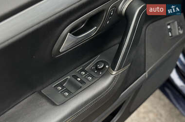 Купе Volkswagen CC / Passat CC 2012 в 