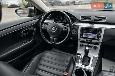 Купе Volkswagen CC / Passat CC 2012 в 