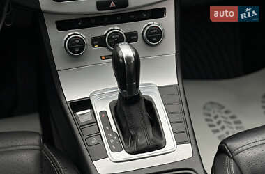 Купе Volkswagen CC / Passat CC 2012 в 