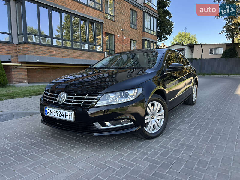 Купе Volkswagen CC / Passat CC 2012 в 
