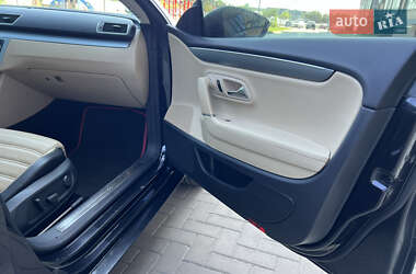 Купе Volkswagen CC / Passat CC 2012 в 