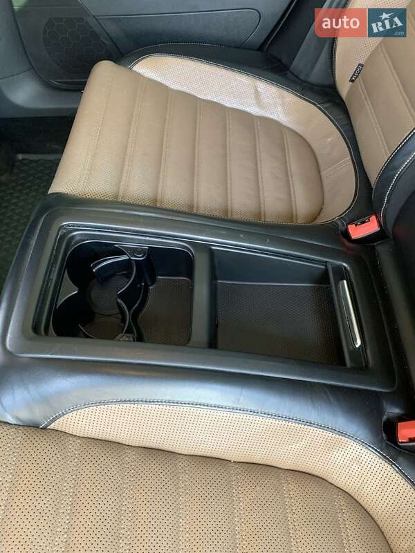 Купе Volkswagen CC / Passat CC 2010 в Красилові