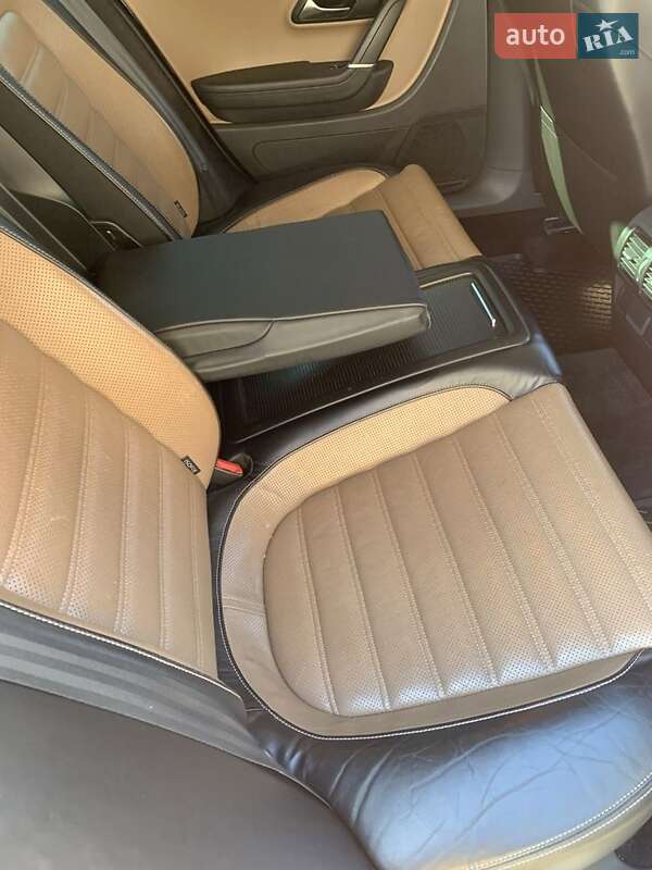 Купе Volkswagen CC / Passat CC 2010 в Красилові