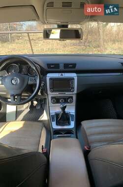 Купе Volkswagen CC / Passat CC 2010 в 