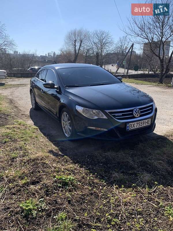 Купе Volkswagen CC / Passat CC 2010 в Красилові