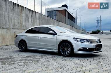 Купе Volkswagen CC / Passat CC 2013 в 