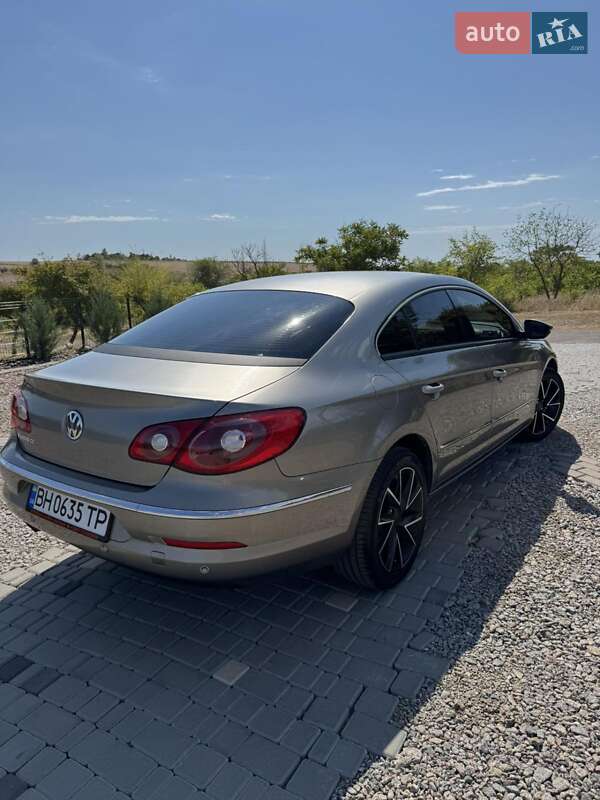 Купе Volkswagen CC / Passat CC 2010 в Одесі