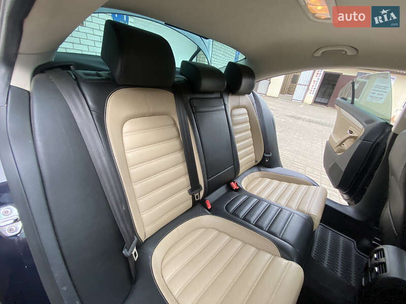 Купе Volkswagen CC / Passat CC 2013 в Харкові