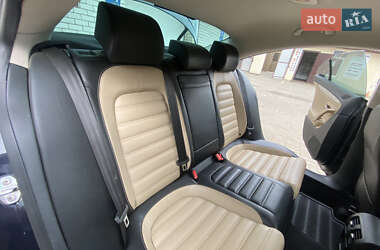 Купе Volkswagen CC / Passat CC 2013 в 