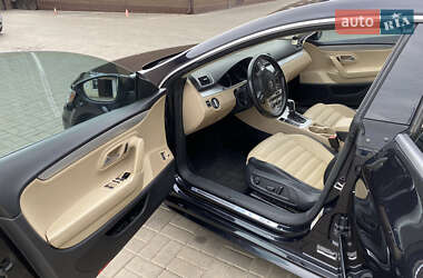 Купе Volkswagen CC / Passat CC 2013 в 