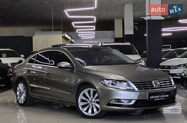 Купе Volkswagen CC / Passat CC 2014 в 