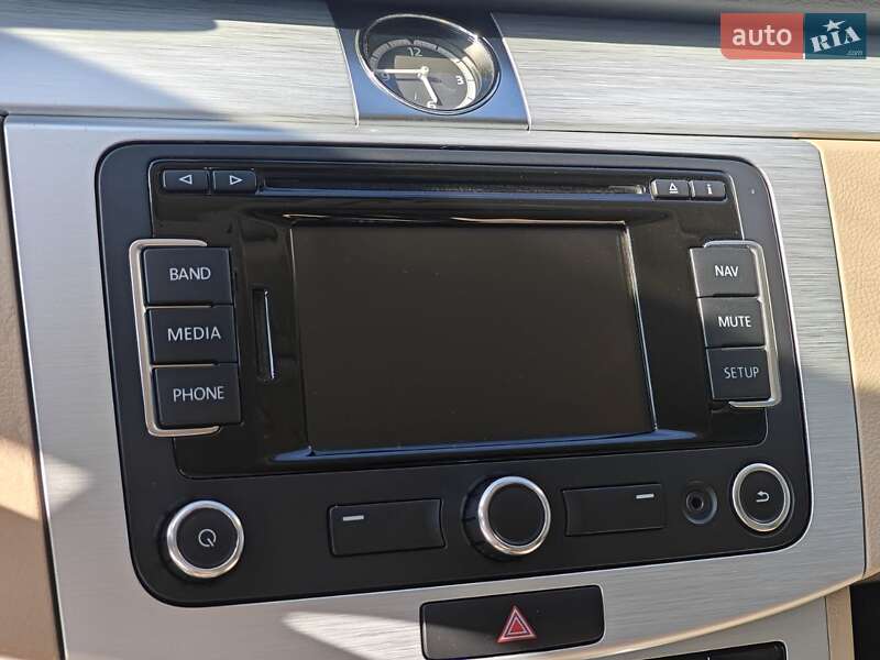 Купе Volkswagen CC / Passat CC 2013 в Львове