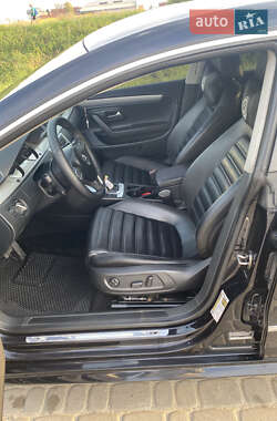 Купе Volkswagen CC / Passat CC 2011 в 