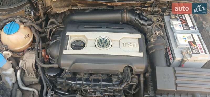 Купе Volkswagen CC / Passat CC 2011 в Кропивницком