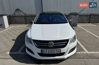 Купе Volkswagen CC / Passat CC 2011 в 
