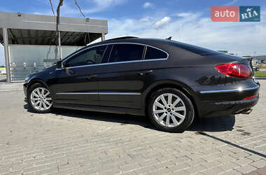 Купе Volkswagen CC / Passat CC 2011 в 