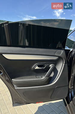 Купе Volkswagen CC / Passat CC 2011 в 