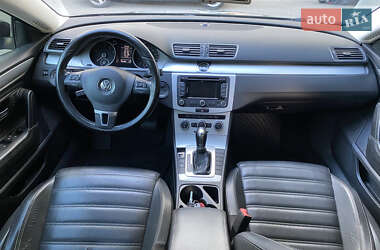 Купе Volkswagen CC / Passat CC 2013 в 