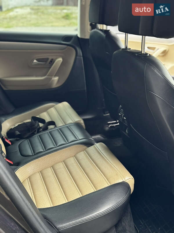 Купе Volkswagen CC / Passat CC 2012 в Лубнах