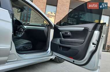 Купе Volkswagen CC / Passat CC 2013 в 