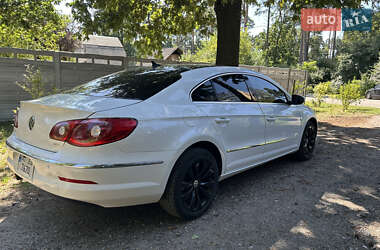 Купе Volkswagen CC / Passat CC 2011 в 