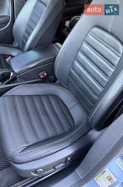 Купе Volkswagen CC / Passat CC 2012 в 