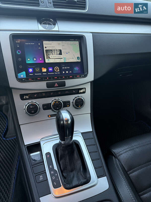 Купе Volkswagen CC / Passat CC 2012 в Кам'янському