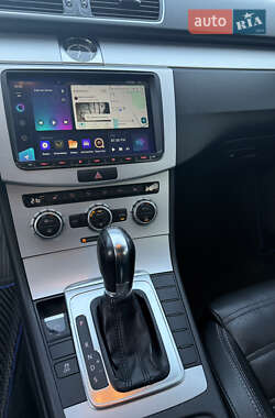 Купе Volkswagen CC / Passat CC 2012 в 