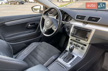 Купе Volkswagen CC / Passat CC 2012 в 