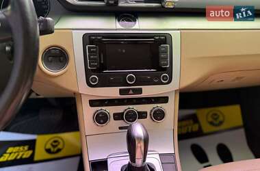Купе Volkswagen CC / Passat CC 2013 в 