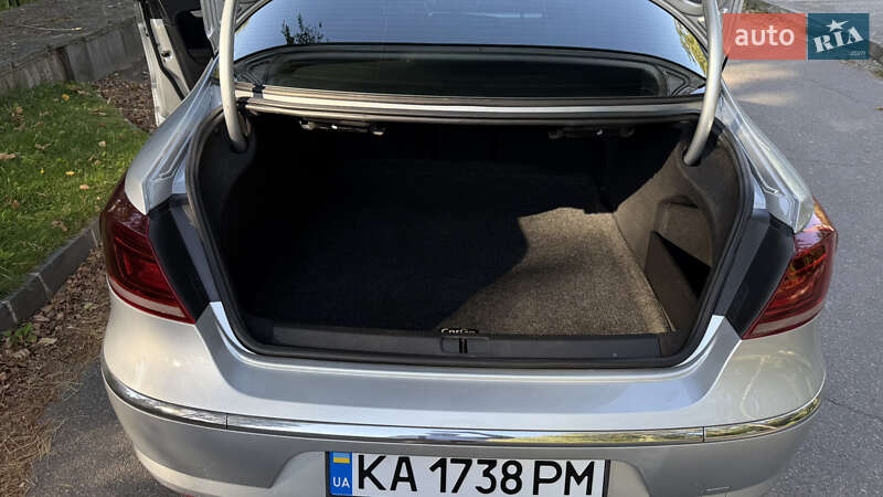 Купе Volkswagen CC / Passat CC 2012 в Боярке