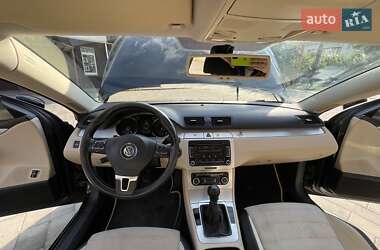 Купе Volkswagen CC / Passat CC 2008 в 