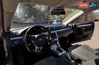 Купе Volkswagen CC / Passat CC 2011 в 