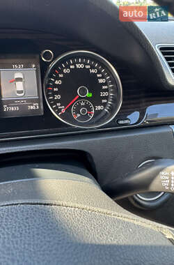 Купе Volkswagen CC / Passat CC 2013 в 
