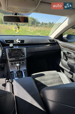 Купе Volkswagen CC / Passat CC 2013 в 