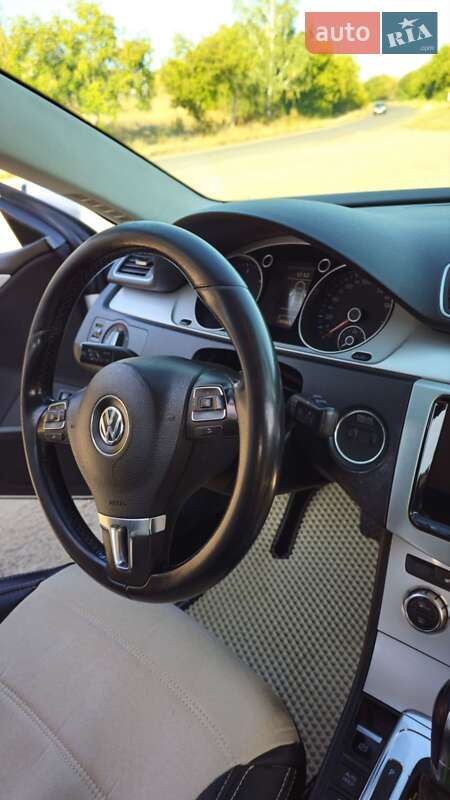 Купе Volkswagen CC / Passat CC 2012 в Вінниці