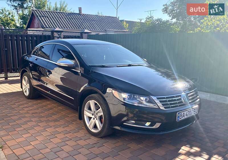 Купе Volkswagen CC / Passat CC 2012 в Помошной