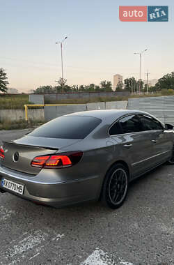 Купе Volkswagen CC / Passat CC 2012 в 