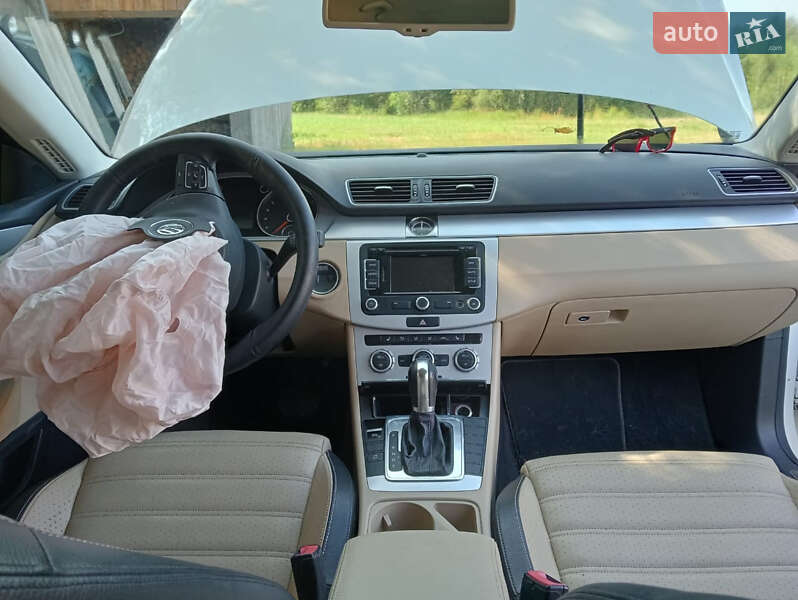 Купе Volkswagen CC / Passat CC 2012 в Ратным