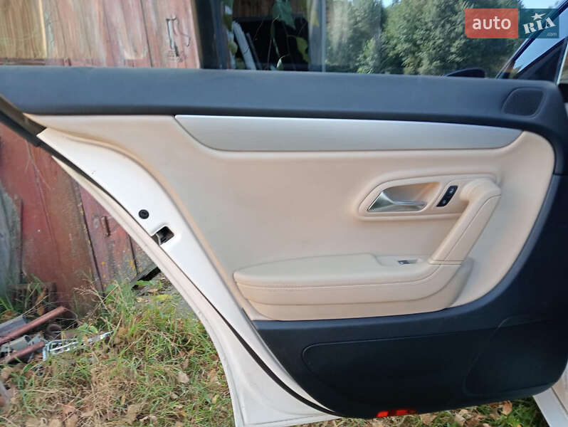 Купе Volkswagen CC / Passat CC 2012 в Ратным