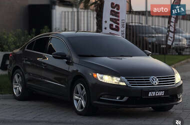 Купе Volkswagen CC / Passat CC 2012 в Ужгороді
