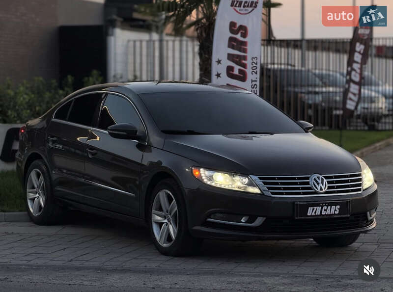 Купе Volkswagen CC / Passat CC 2012 в 