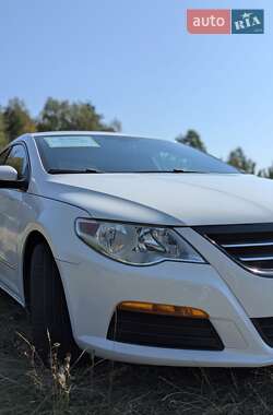 Купе Volkswagen CC / Passat CC 2010 в 
