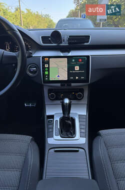 Купе Volkswagen CC / Passat CC 2011 в 