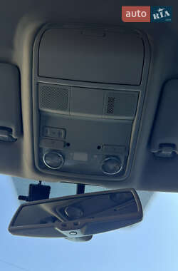 Купе Volkswagen CC / Passat CC 2011 в 