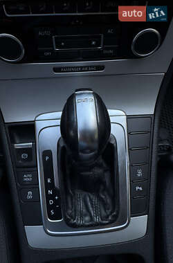 Купе Volkswagen CC / Passat CC 2011 в 